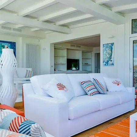 Stunning View, Modernist Private Pool Vakantiehuis